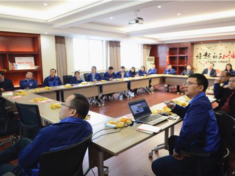 深学细悟转达头脑实力 ——九游会J9集团党总支开展学习十九大精神 