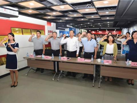 庆祝建党98周年，，，，，，，我们用行动向党致敬！